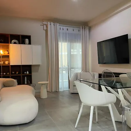 San Lorenzo Exclusive - Beachfront & Pools * San Lorenzo al Mare